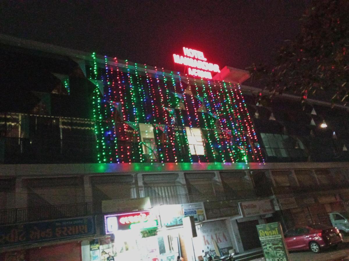 Hotel Mansarovar,Vadodara Exterior photo